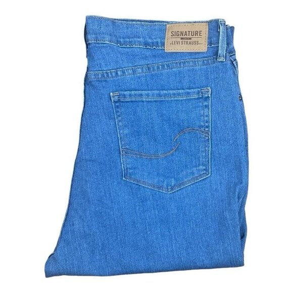 Levi’s Signature High-Rise Straight Leg Medium Wash Jeans  32x30 (size 14) - Picture 1 of 12